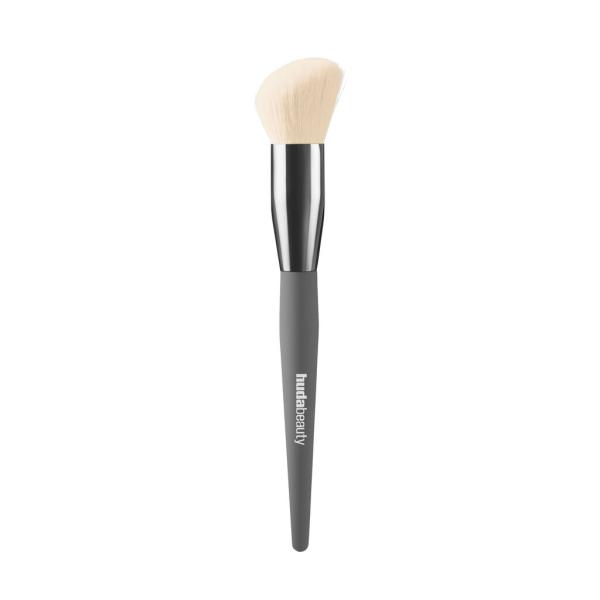 Diffusing Cheek Brush