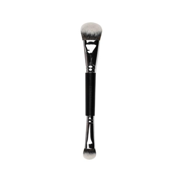 Black goat hair foundation and concelar